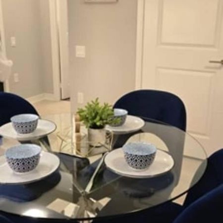 Nahani Way Properties Місісаґа Екстер'єр фото